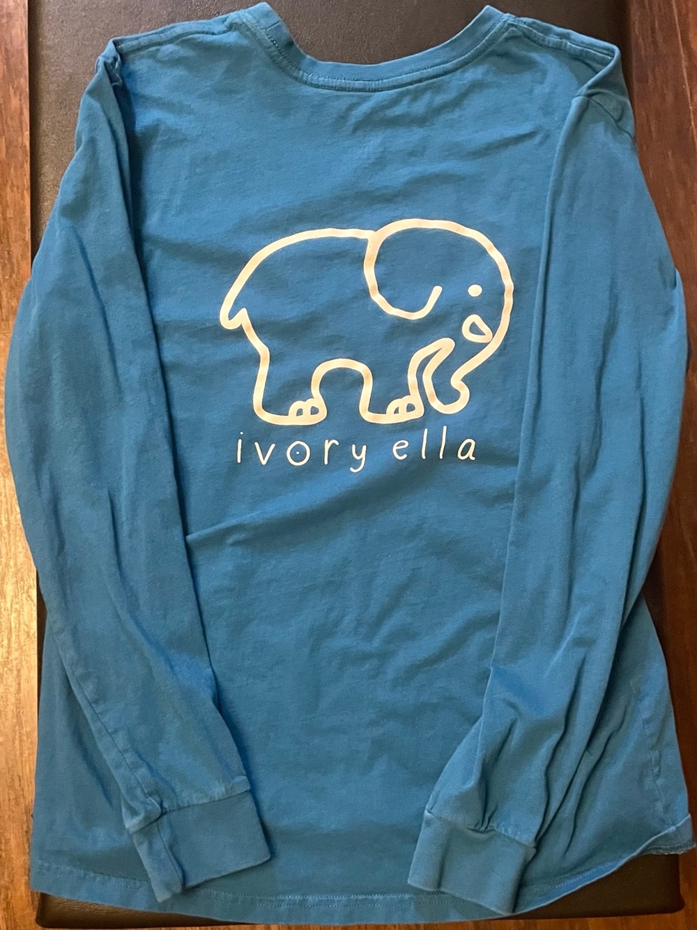Ivory Ella Blue Cotton Long Sleeve Tee Shirt w Graphic on Back